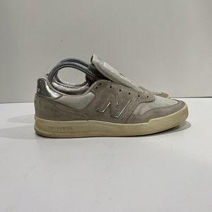 New Balance Womens 300 V2 Court WRT300G2 Beige Silver Round Toe Athletic Shoes 9